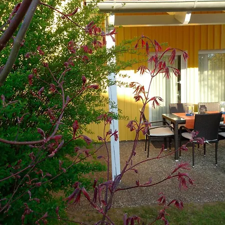 Vakantiehuis Haus Am Plauer See Mit Bootssteg Zislow